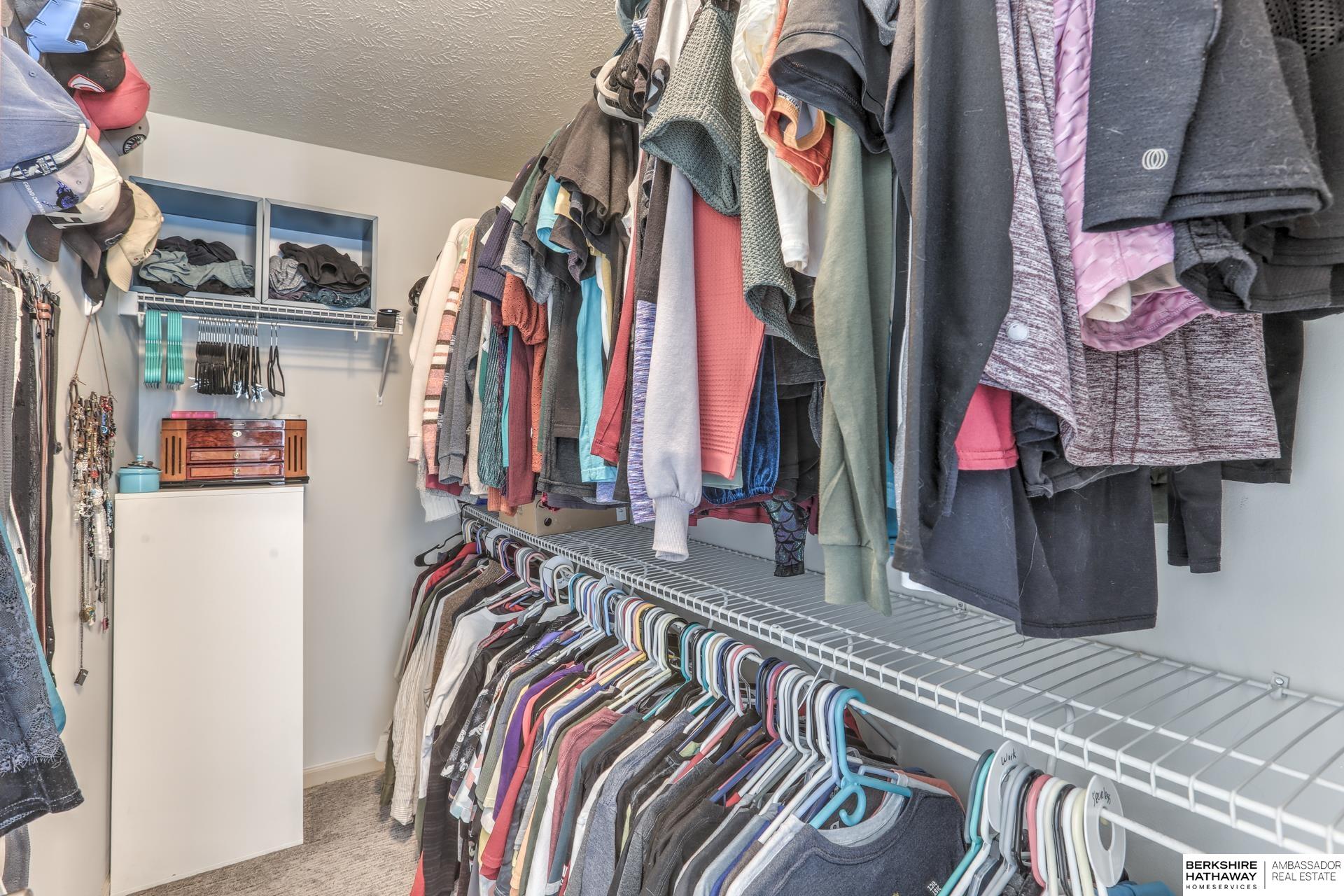 Omaha, Nebraska 68116, United States, 3 Bedrooms Bedrooms, ,3 BathroomsBathrooms,Residential,Pending,131875