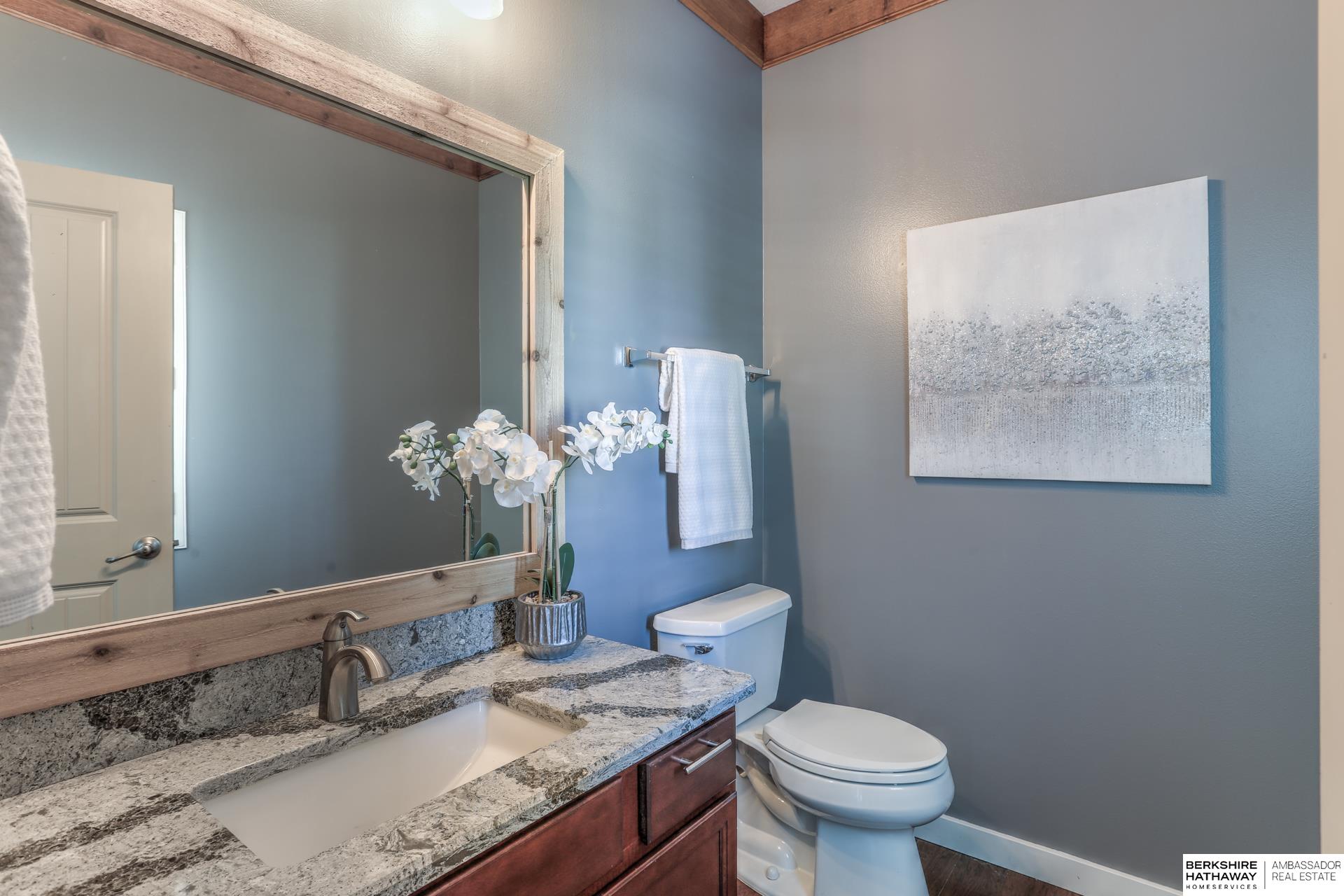 Omaha, Nebraska 68116, United States, 3 Bedrooms Bedrooms, ,3 BathroomsBathrooms,Residential,Pending,131875