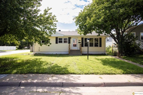 Photo of 1201 Logan Street, Holdrege, NE 68949 (MLS # 22629300)
