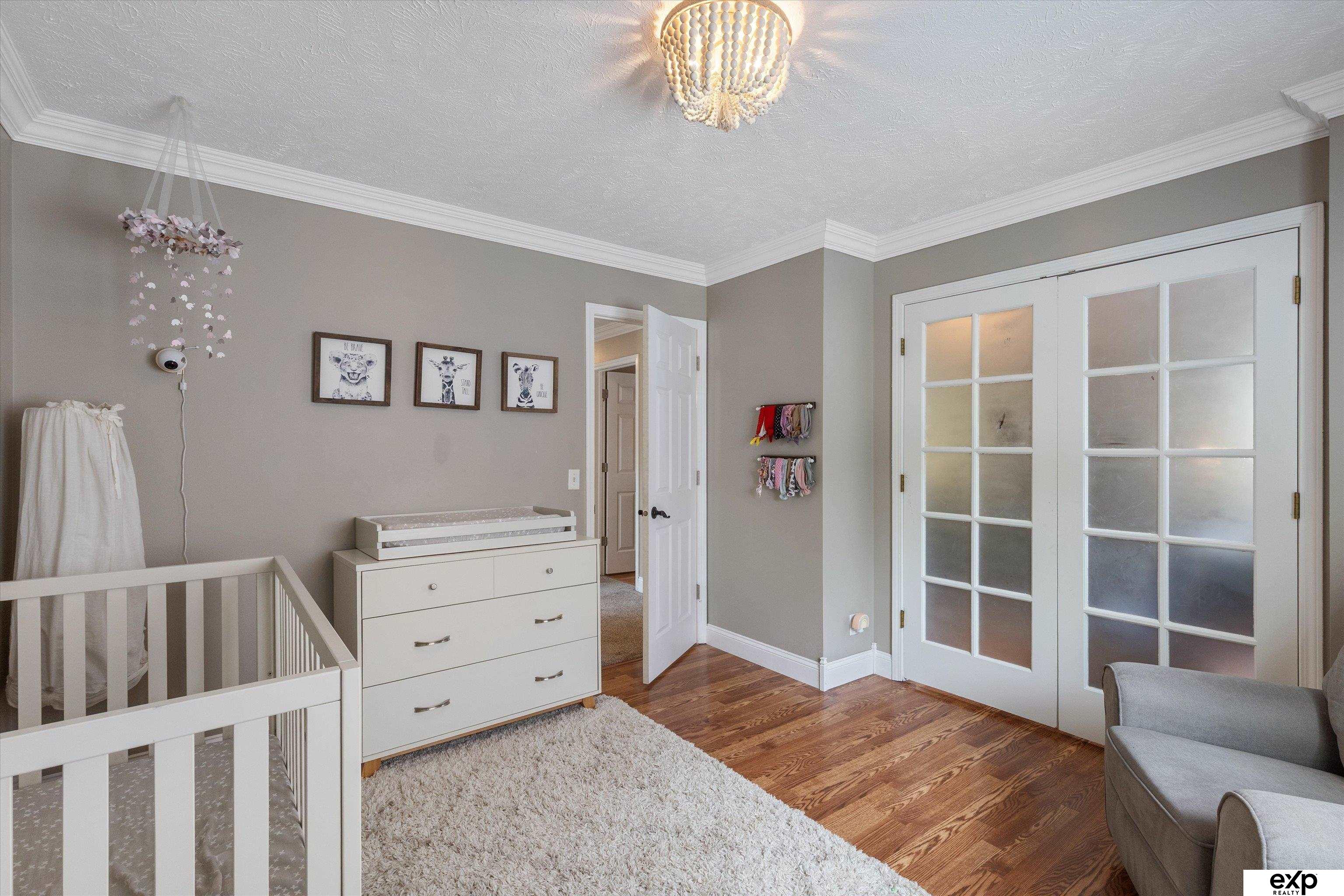 Omaha, Nebraska 68118, United States, 4 Bedrooms Bedrooms, ,3 BathroomsBathrooms,Residential,Pending,155305