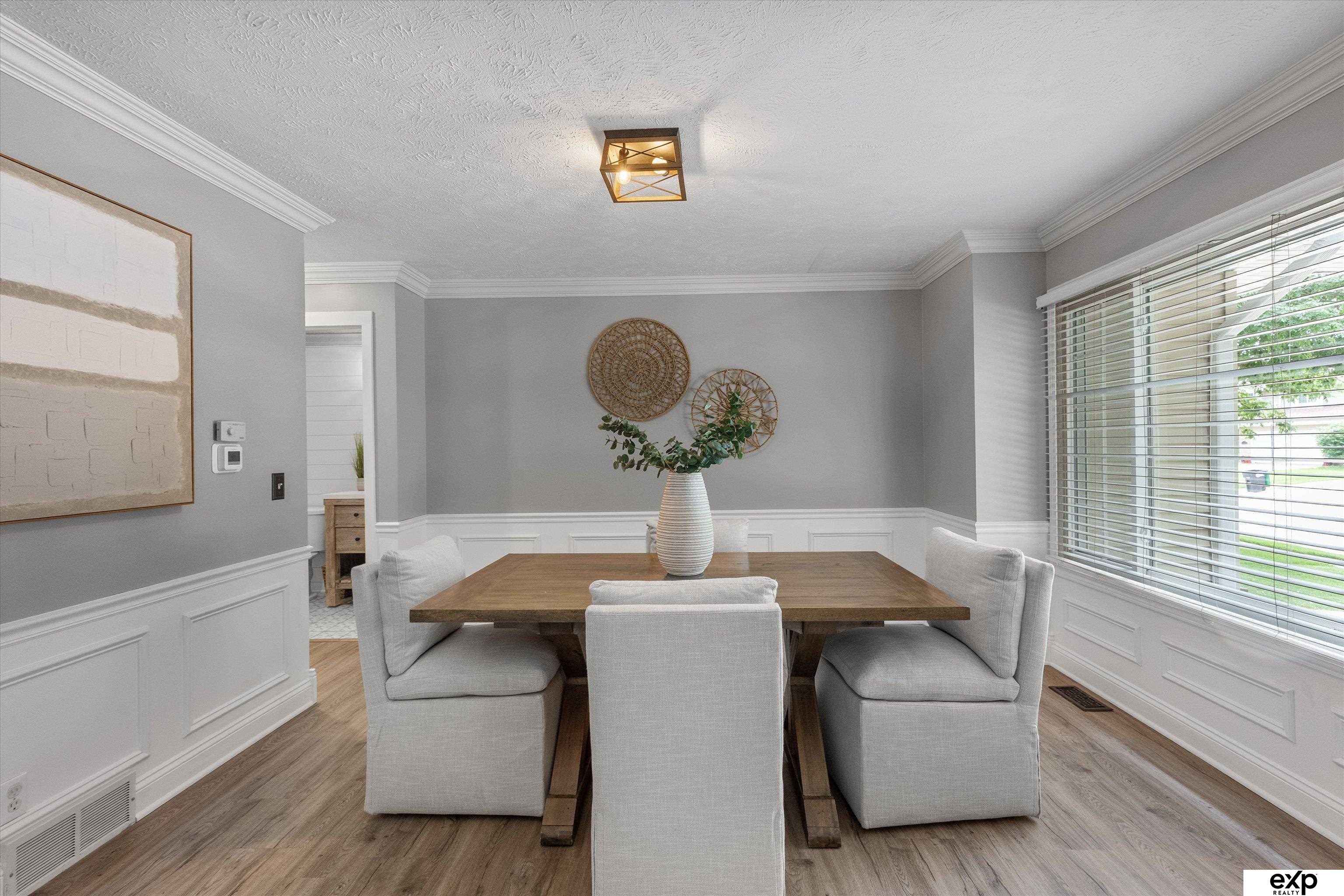 Omaha, Nebraska 68118, United States, 4 Bedrooms Bedrooms, ,3 BathroomsBathrooms,Residential,Pending,155305