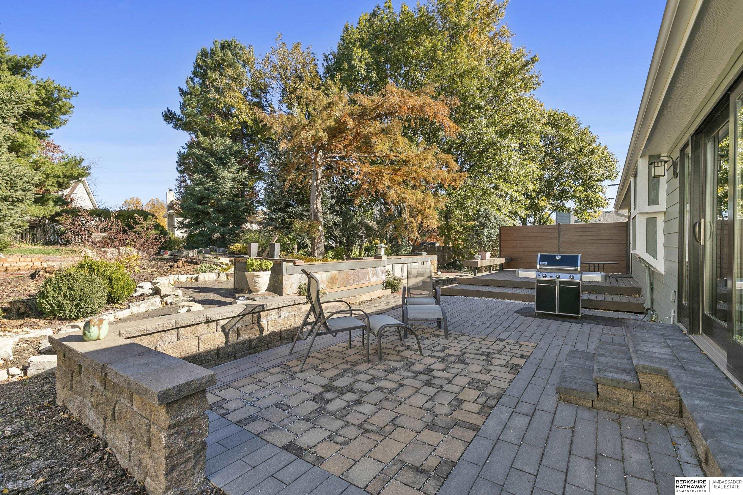 Lincoln, Nebraska 68506, United States, 3 Bedrooms Bedrooms, ,3 BathroomsBathrooms,Residential,Active,240924