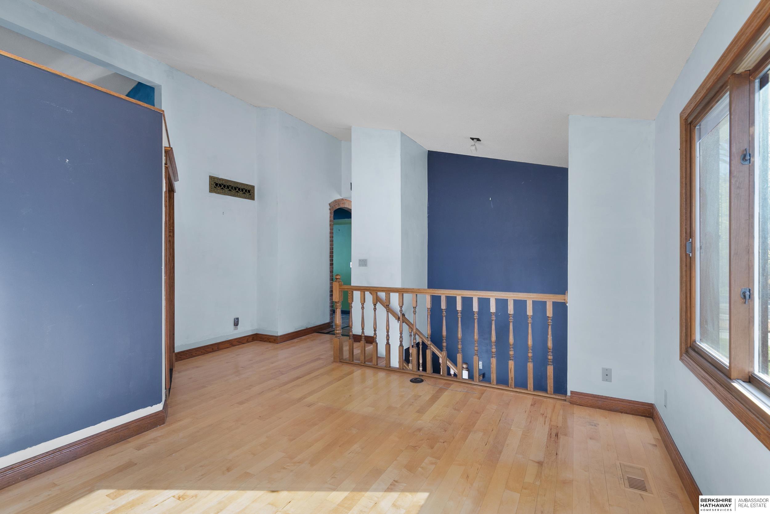 Lincoln, Nebraska 68506, United States, 3 Bedrooms Bedrooms, ,3 BathroomsBathrooms,Residential,Active,240924