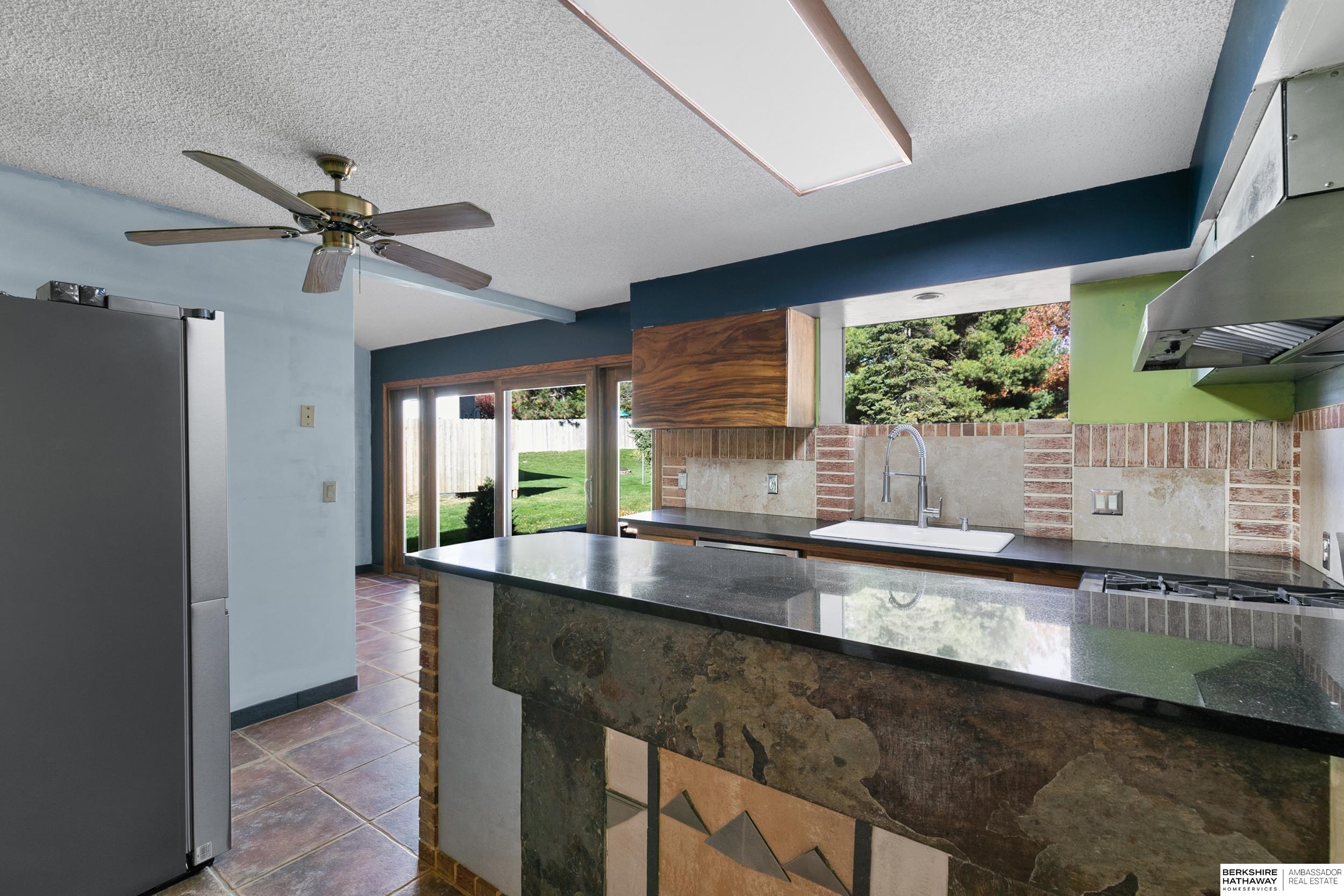 Lincoln, Nebraska 68506, United States, 3 Bedrooms Bedrooms, ,3 BathroomsBathrooms,Residential,Active,240924