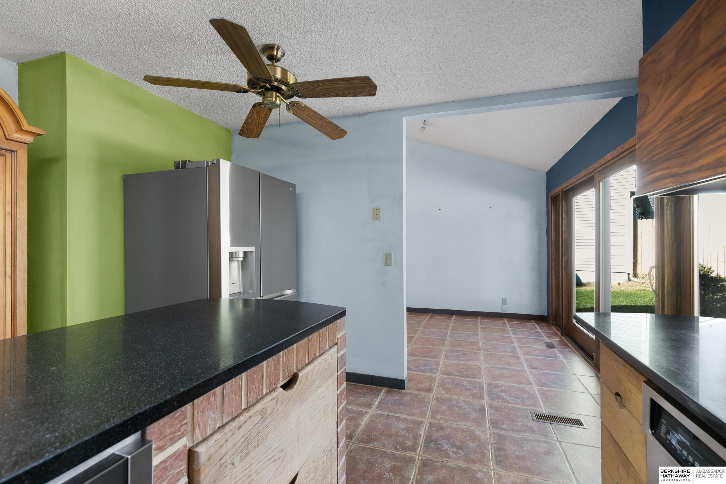 Lincoln, Nebraska 68506, United States, 3 Bedrooms Bedrooms, ,3 BathroomsBathrooms,Residential,Active,240924