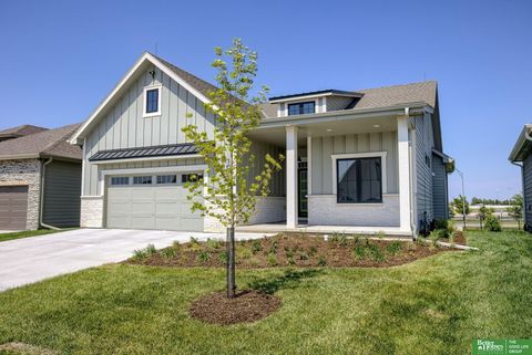 Photo of 10717 S 126th Court, Omaha, NE 68138 (MLS # 22528253)