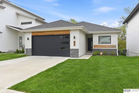 Photo of 439 N Allen Street, Bennington, NE 68007 (MLS # 22611513)