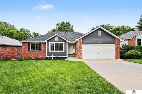 Photo of 2500 N 78th Street, Lincoln, NE 68507 (MLS # 22614440)