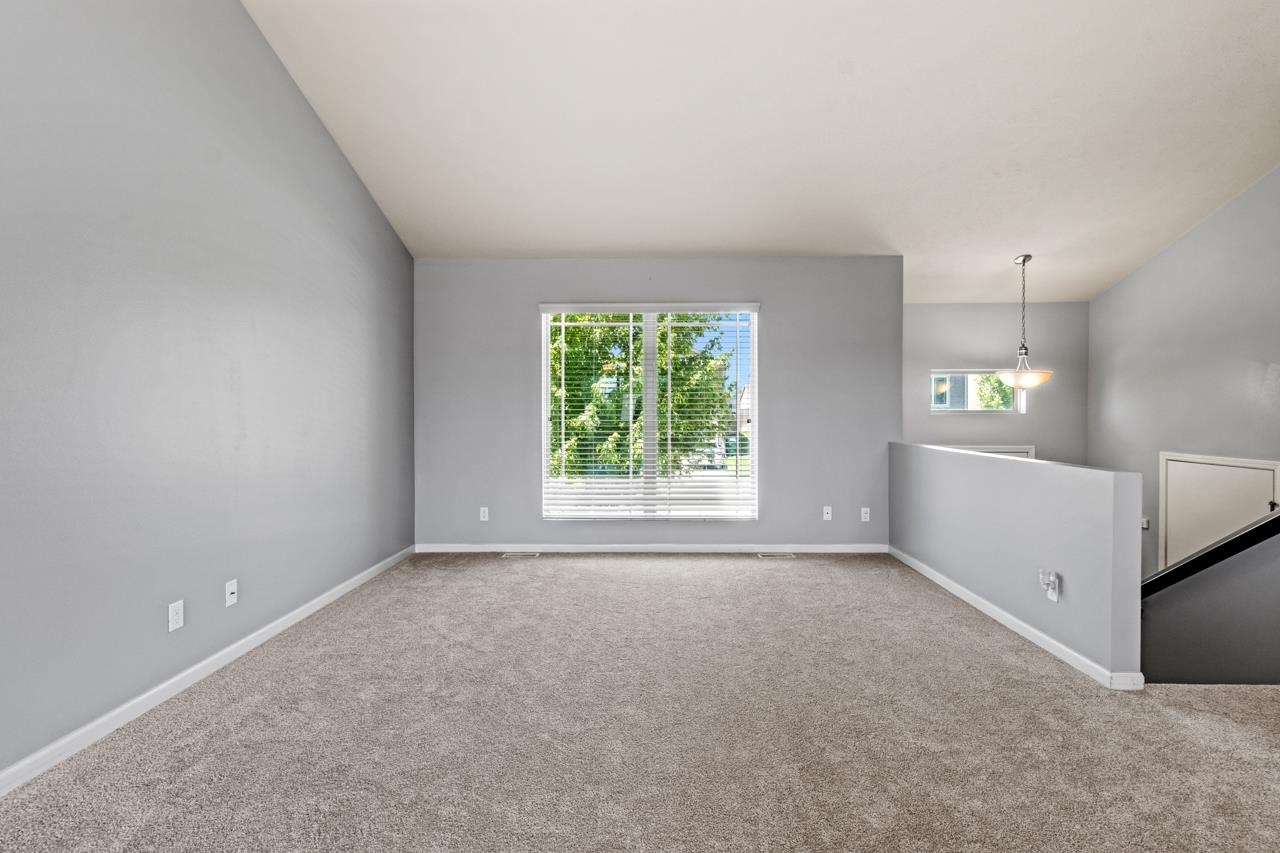 Omaha, Nebraska 68122, United States, 3 Bedrooms Bedrooms, ,2 BathroomsBathrooms,Residential,Active,162855