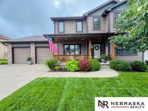 Photo of 10708 S 214th Street, Gretna, NE 68028 (MLS # 22621260)