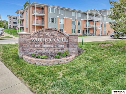 Photo of 3001 S 51st Street Court #103, Lincoln, NE 68506 (MLS # 22611635)