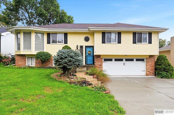 11123 WASHINGTON ST, OMAHA, NE 68137 - Image f6a899e2b9558183edfdd4a5de7ebe24/964667579