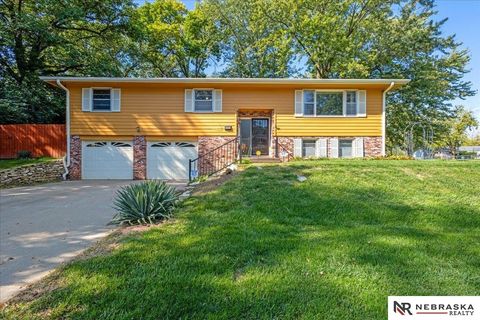Photo of 502 N 3rd Street, Bellevue, NE 68005 (MLS # 22528592)
