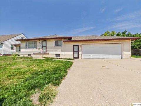 Photo of 1640 E 1st Street, Fremont, NE 68025 (MLS # 22620920)