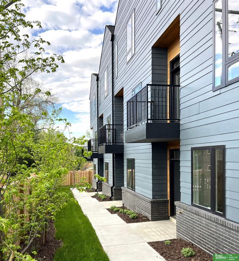 Photo of 5321 Elmwood Plaza, Omaha, NE 68106 (MLS # 22601007)