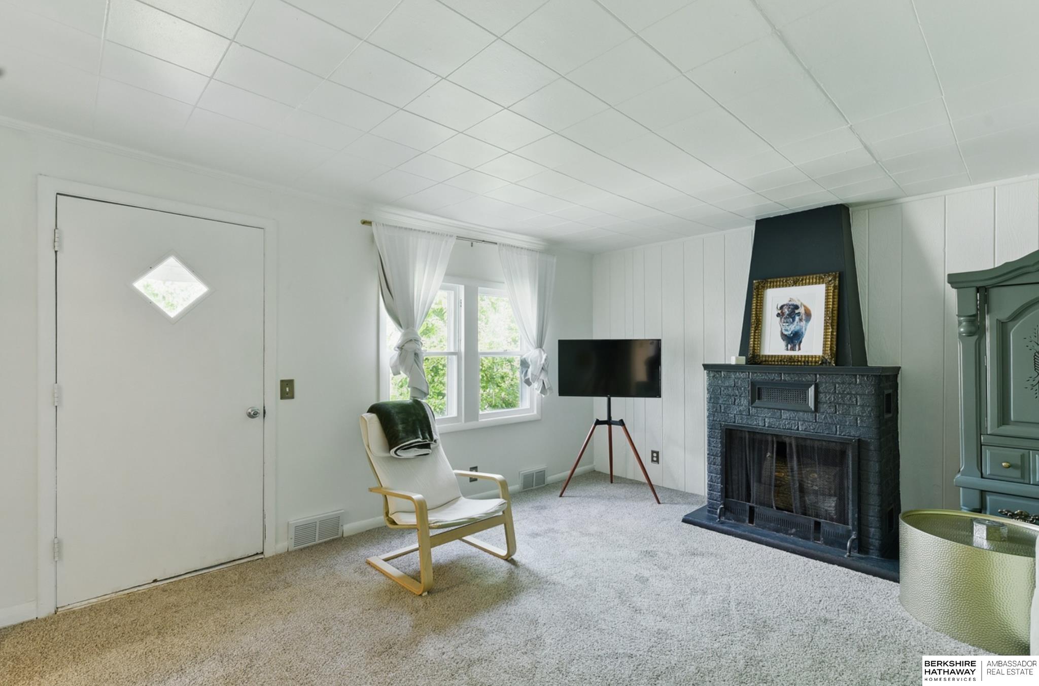 Omaha, Nebraska 68108, United States, 3 Bedrooms Bedrooms, ,2 BathroomsBathrooms,Residential,Active,135935