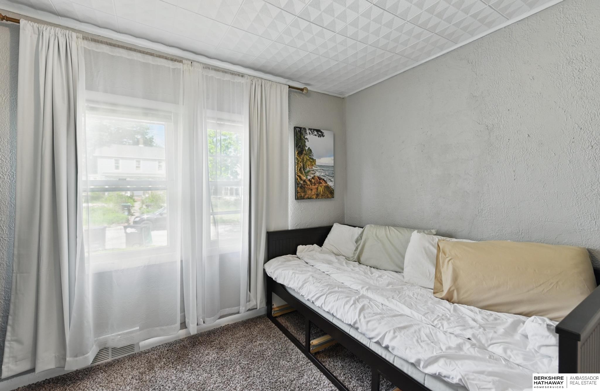 Omaha, Nebraska 68108, United States, 3 Bedrooms Bedrooms, ,2 BathroomsBathrooms,Residential,Active,135935