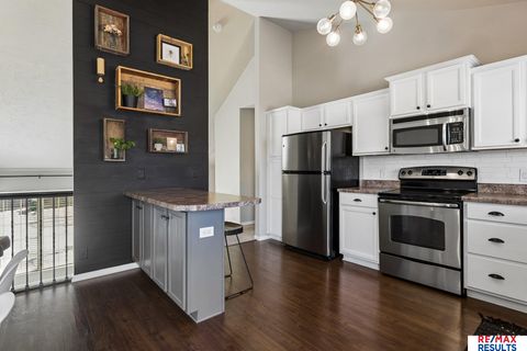 Photo of 7512 N 143 Street, Omaha, NE 68142 (MLS # 22606858)