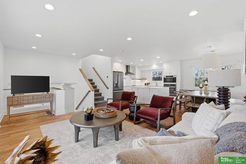 Photo of 3618 Barretts Drive, Bellevue, NE 68147 (MLS # 22611228)