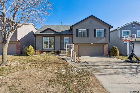 Photo of 5703 S 186th Avenue, Omaha, NE 68135 (MLS # 22600217)