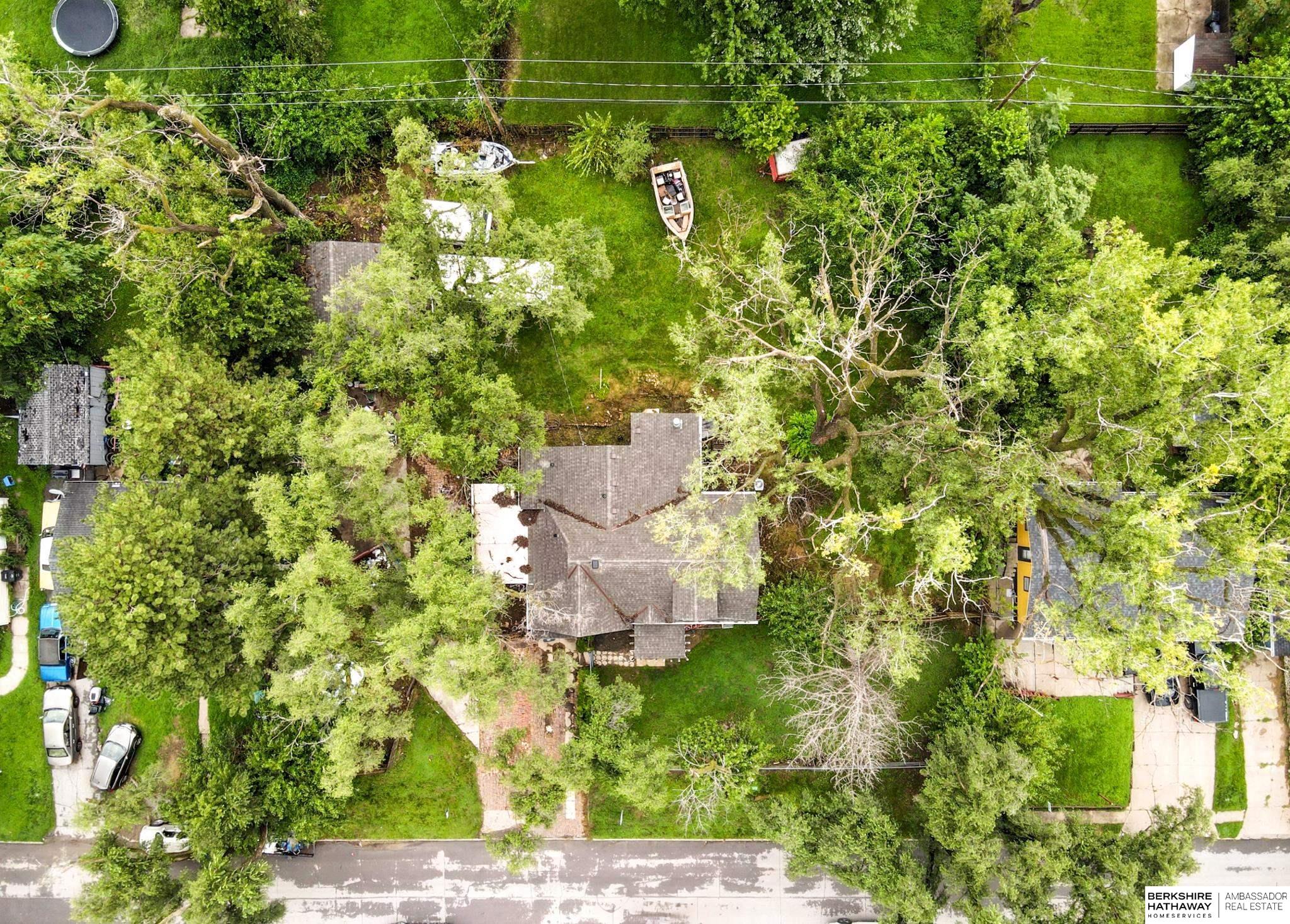 Omaha, Nebraska 68111, United States, 5 Bedrooms Bedrooms, ,2 BathroomsBathrooms,Residential,Active,219004