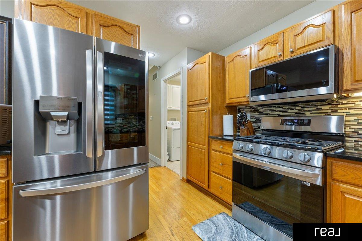 Bellevue, Nebraska 68133, United States, 3 Bedrooms Bedrooms, ,2 BathroomsBathrooms,Residential,Active,215140