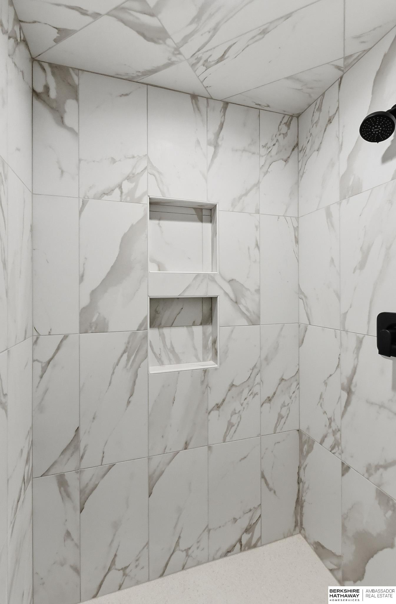 Elkhorn, Nebraska 68022, United States, 5 Bedrooms Bedrooms, ,3 BathroomsBathrooms,Residential,Active,205645