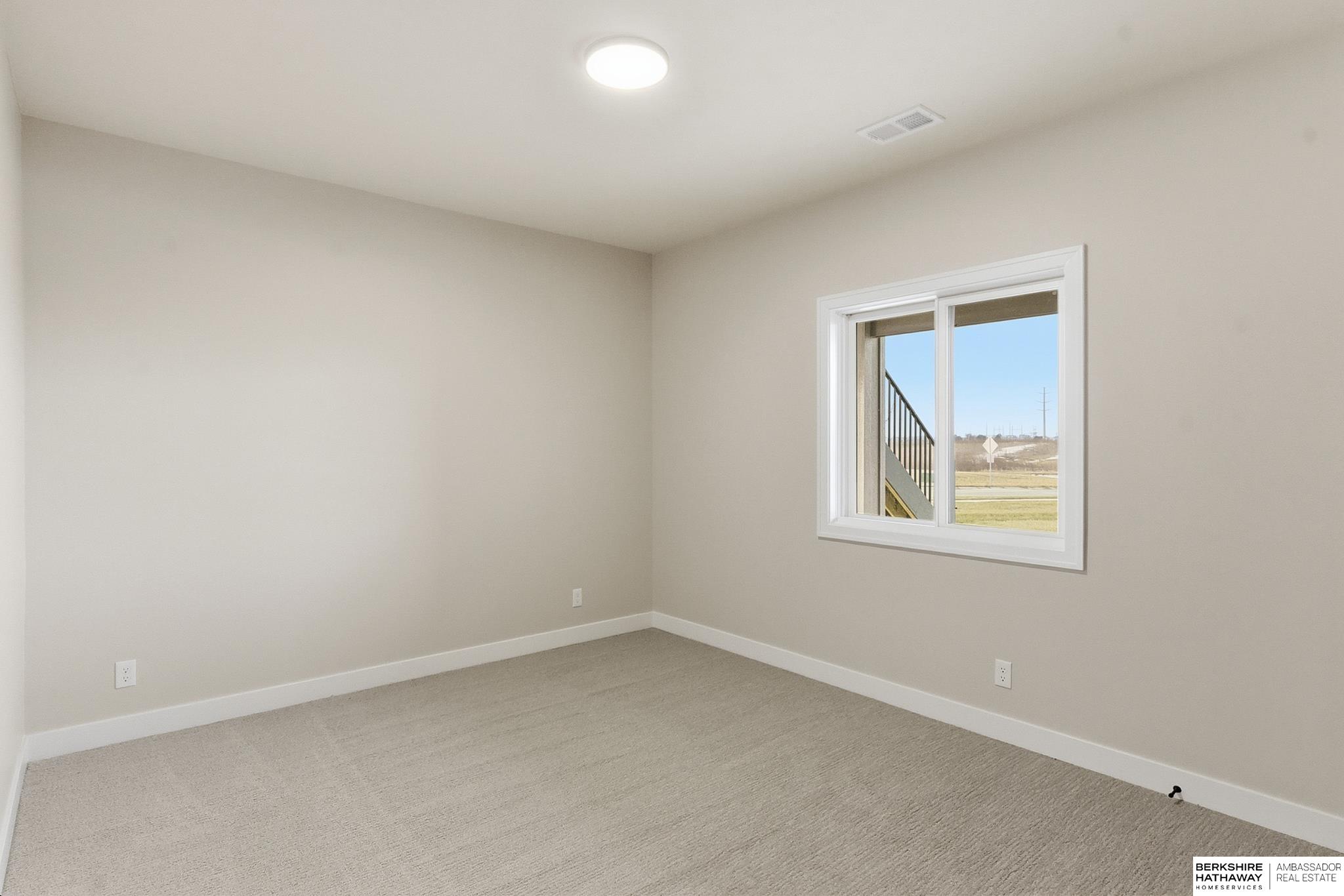 Elkhorn, Nebraska 68022, United States, 5 Bedrooms Bedrooms, ,3 BathroomsBathrooms,Residential,Active,205645