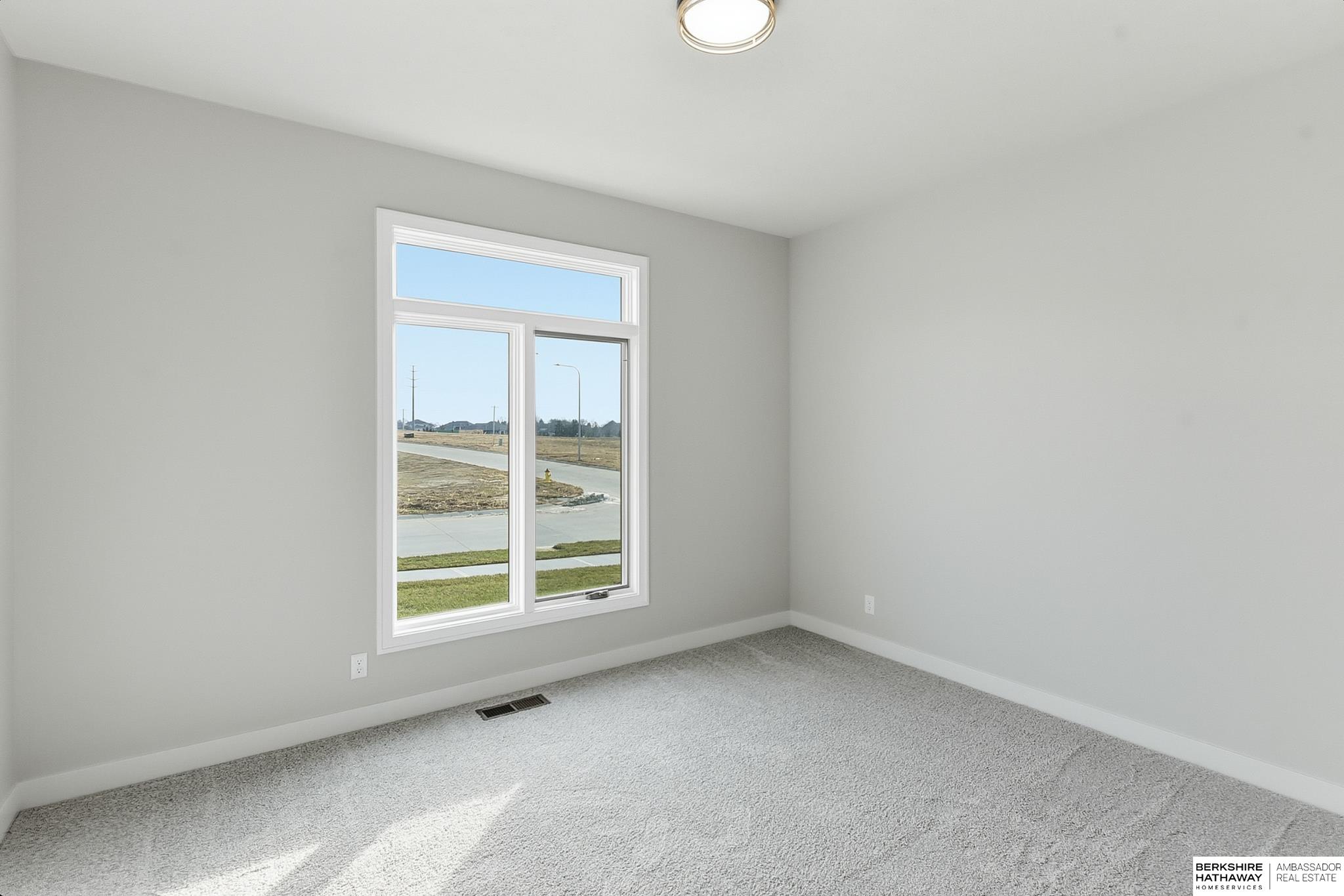 Elkhorn, Nebraska 68022, United States, 5 Bedrooms Bedrooms, ,3 BathroomsBathrooms,Residential,Active,205645