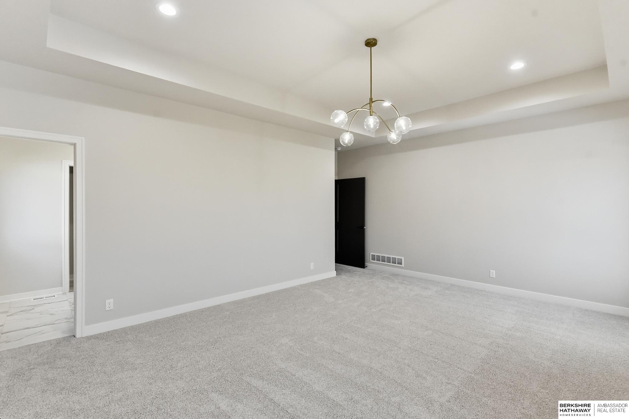 Elkhorn, Nebraska 68022, United States, 5 Bedrooms Bedrooms, ,3 BathroomsBathrooms,Residential,Active,205645