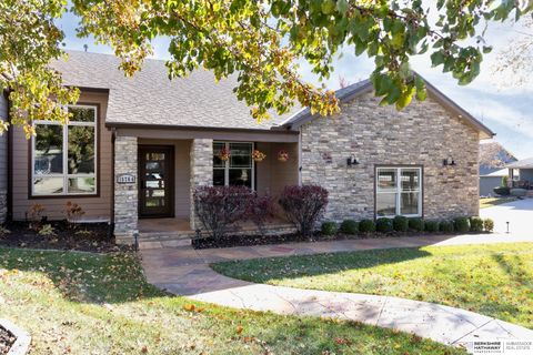 Photo of 15764 Hartman Avenue, Omaha, NE 68116 (MLS # 22601825)