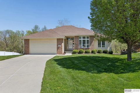 Photo of 19601 Blaine Circle, Omaha, NE 68135 (MLS # 22610806)