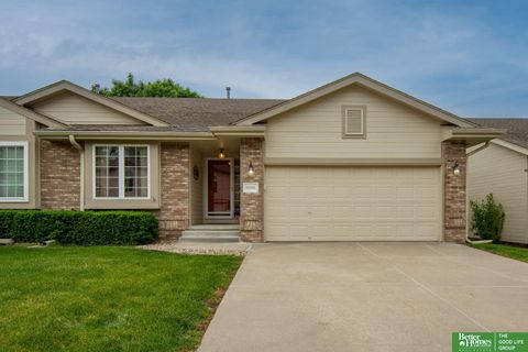 Photo of 16569 Monroe Street, Omaha, NE 68135 (MLS # 22613804)