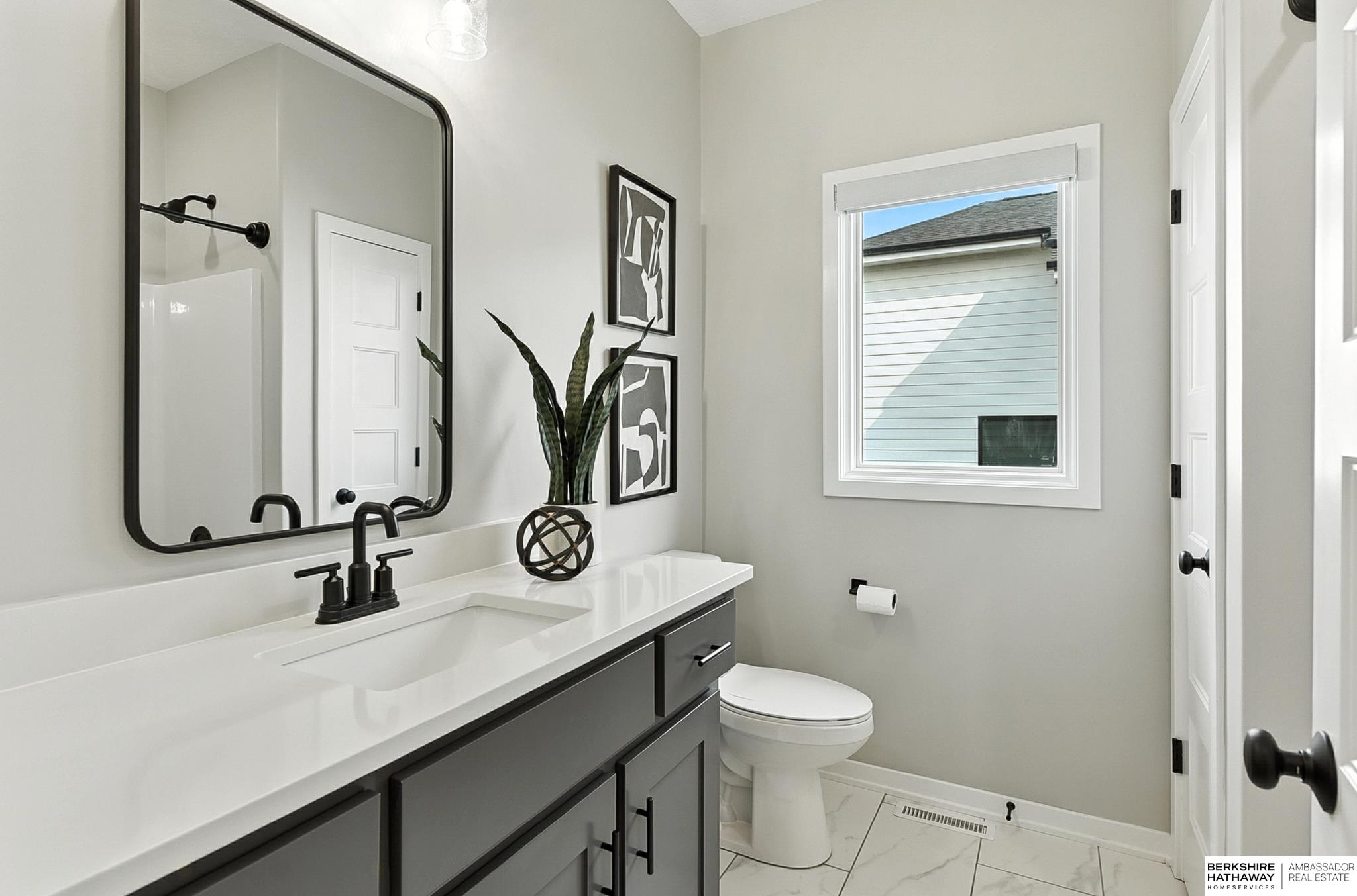 Gretna, Nebraska 68028, United States, 5 Bedrooms Bedrooms, ,3 BathroomsBathrooms,Residential,Active,204592