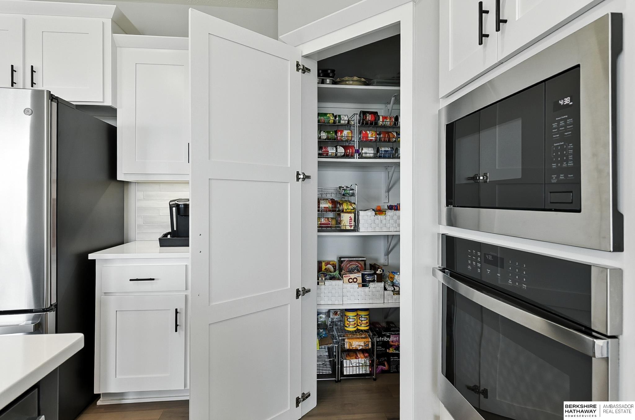 Gretna, Nebraska 68028, United States, 5 Bedrooms Bedrooms, ,3 BathroomsBathrooms,Residential,Active,204592