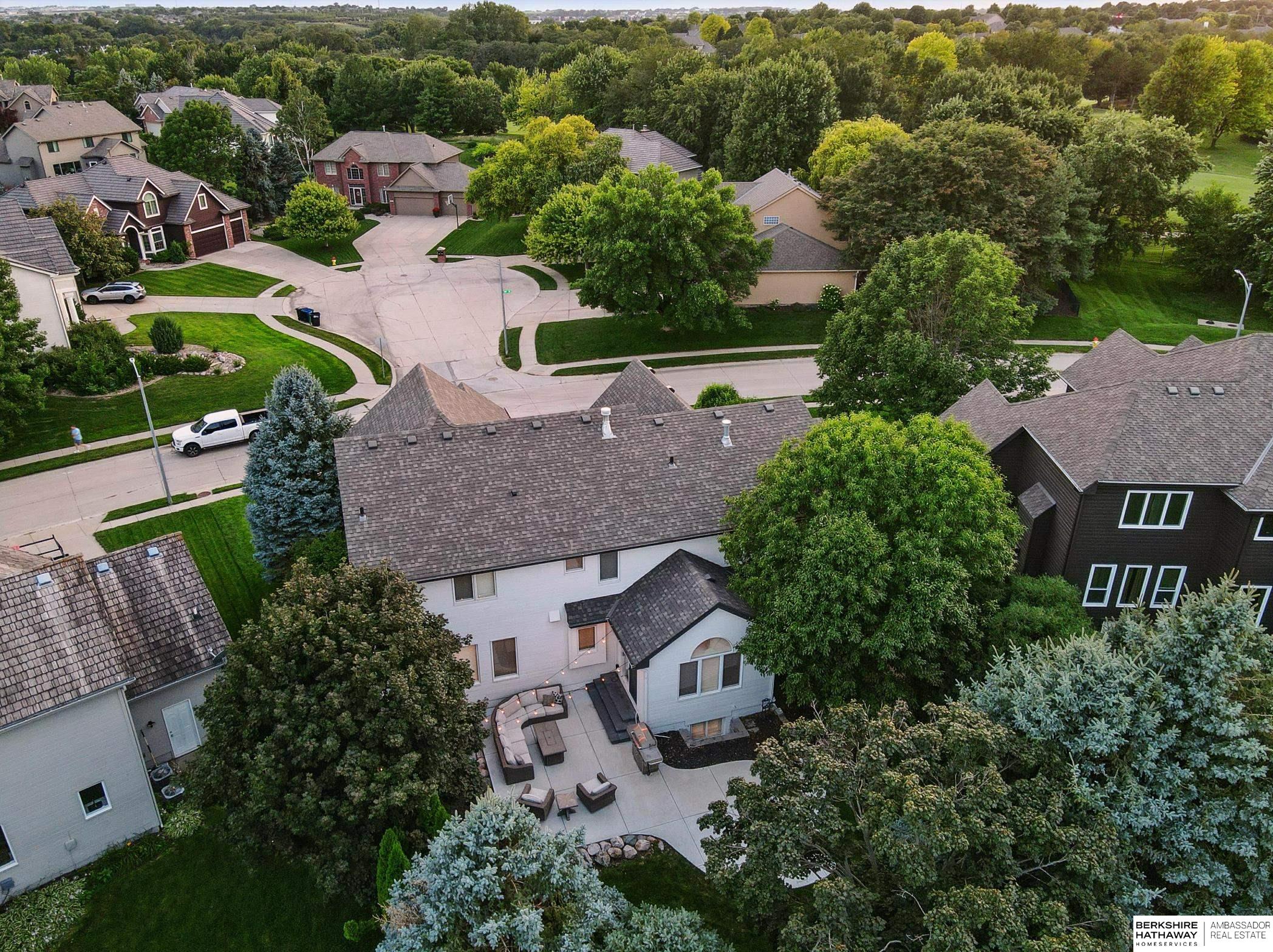 Omaha, Nebraska 68022, United States, 4 Bedrooms Bedrooms, ,4 BathroomsBathrooms,Residential,Active,177044