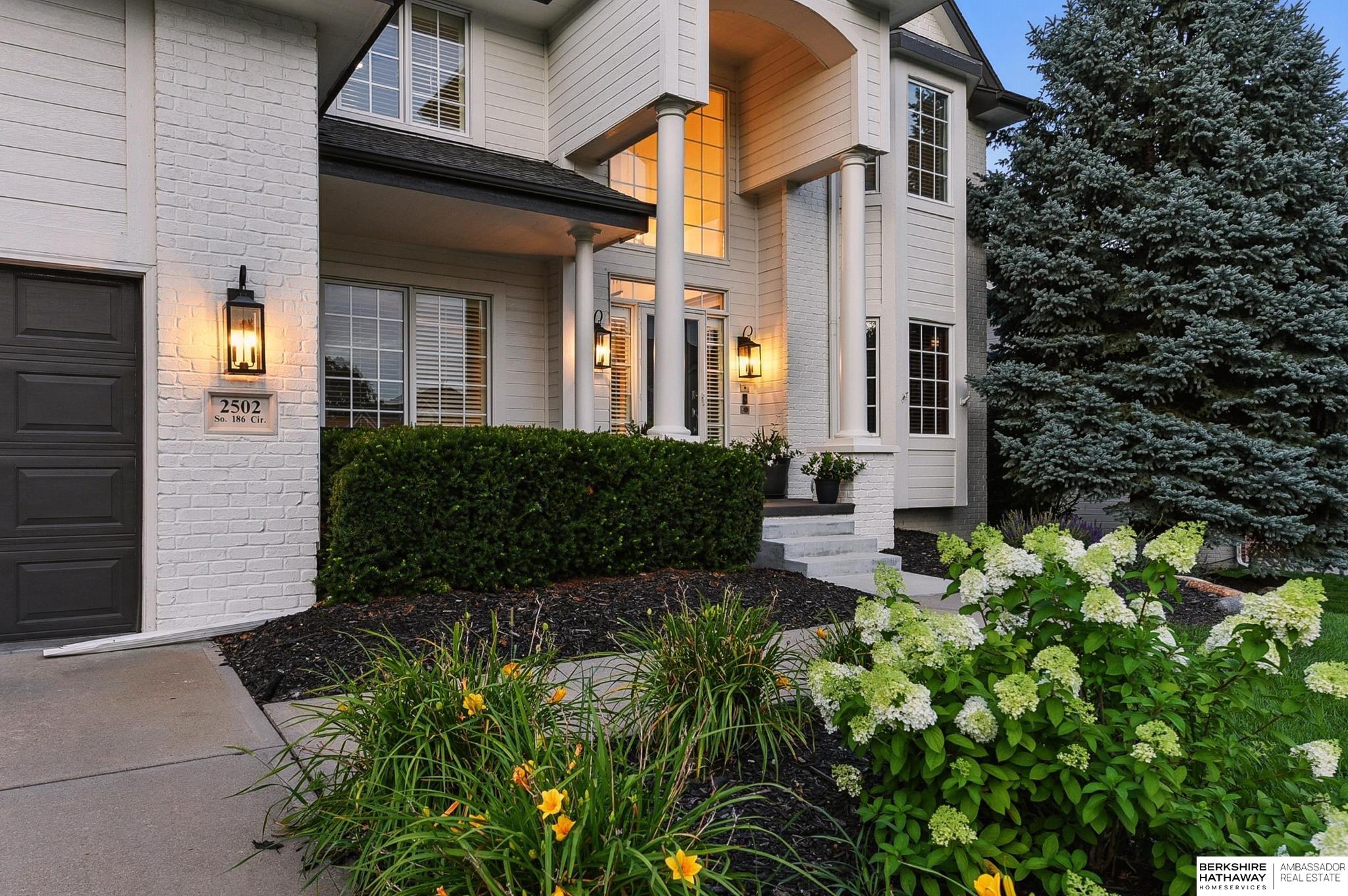 Omaha, Nebraska 68022, United States, 4 Bedrooms Bedrooms, ,4 BathroomsBathrooms,Residential,Active,177044