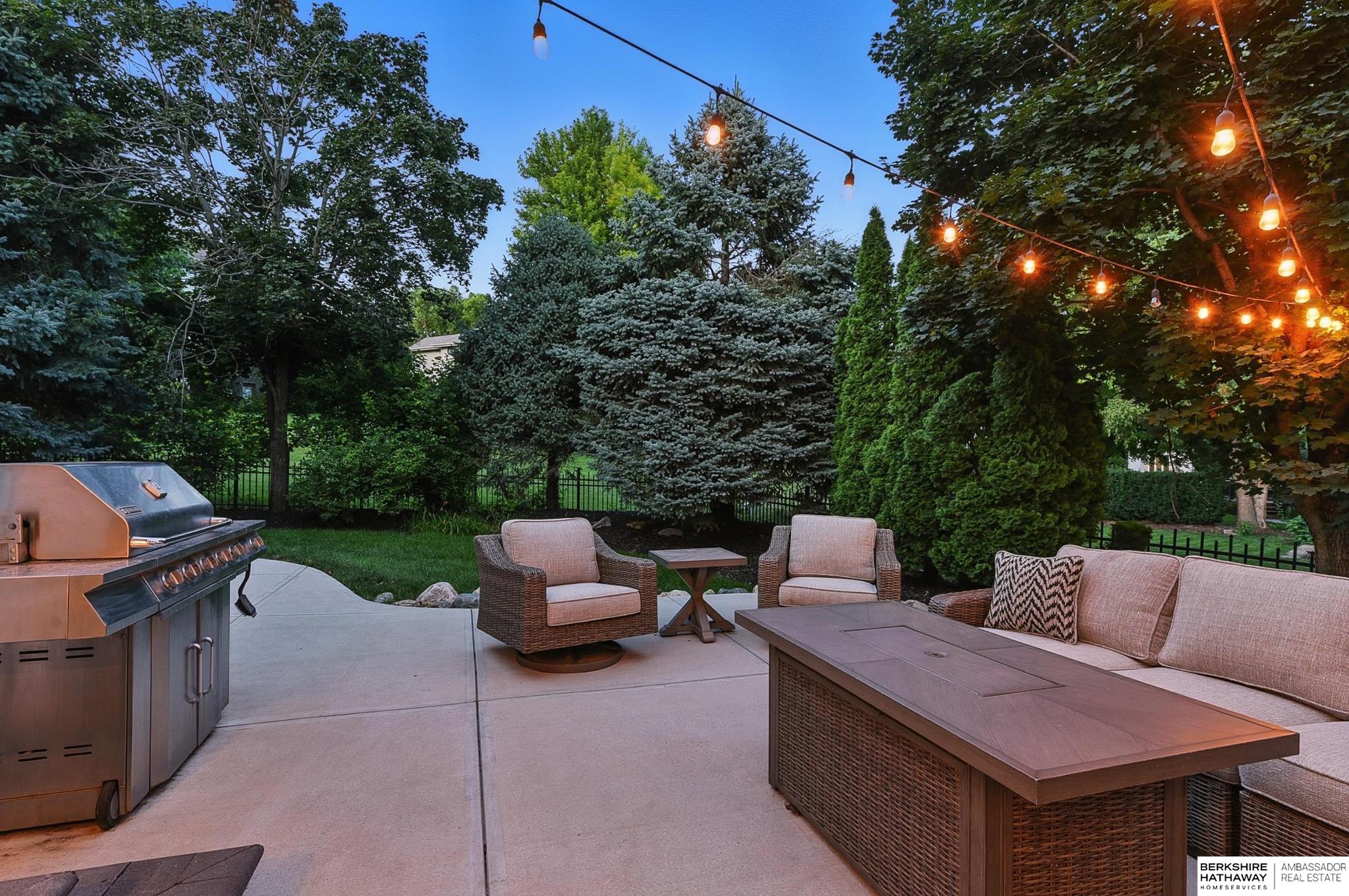 Omaha, Nebraska 68022, United States, 4 Bedrooms Bedrooms, ,4 BathroomsBathrooms,Residential,Active,177044