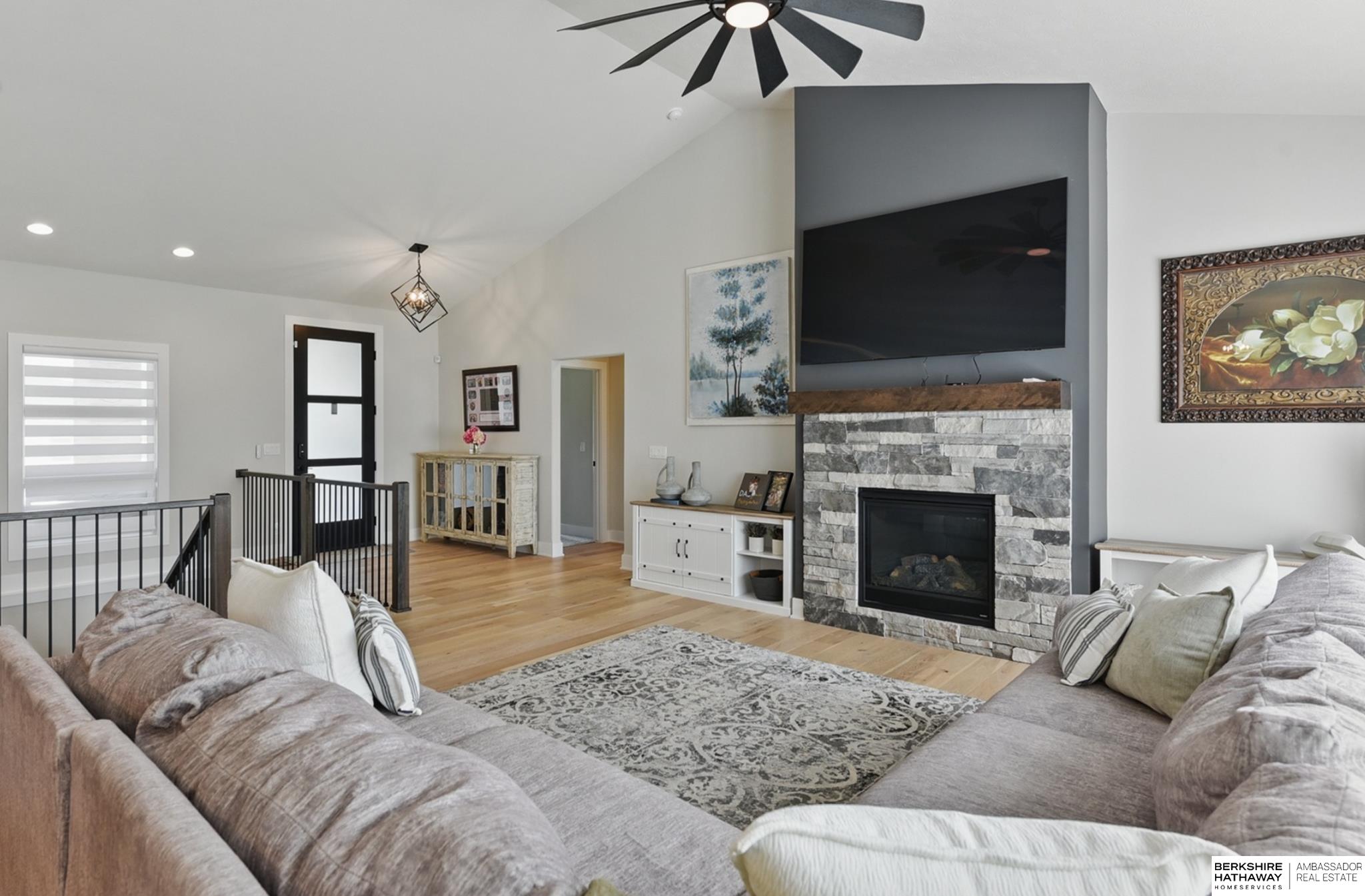 Elkhorn, Nebraska 68022, United States, 6 Bedrooms Bedrooms, ,3 BathroomsBathrooms,Residential,Active,135268