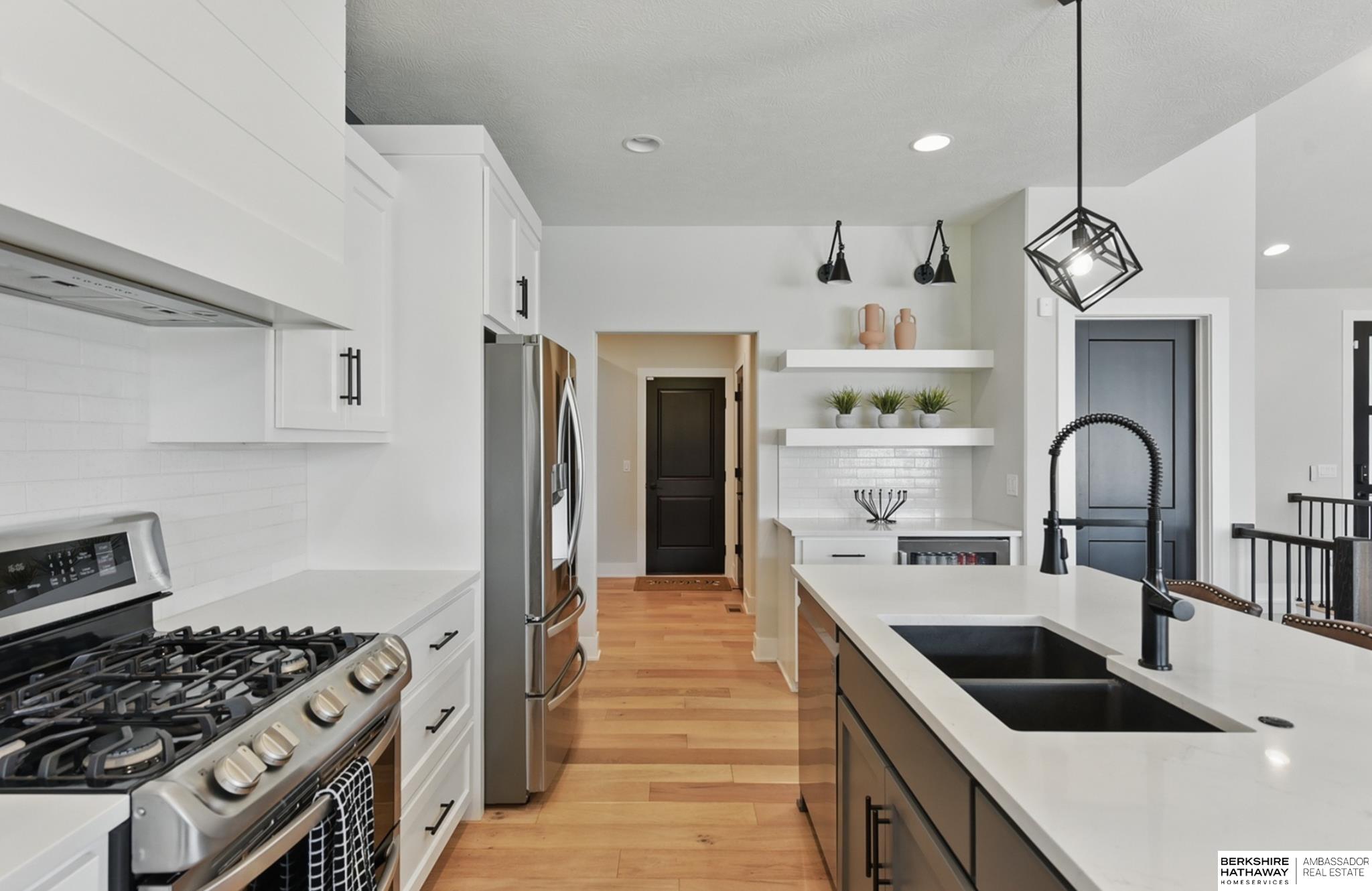 Elkhorn, Nebraska 68022, United States, 6 Bedrooms Bedrooms, ,3 BathroomsBathrooms,Residential,Active,135268