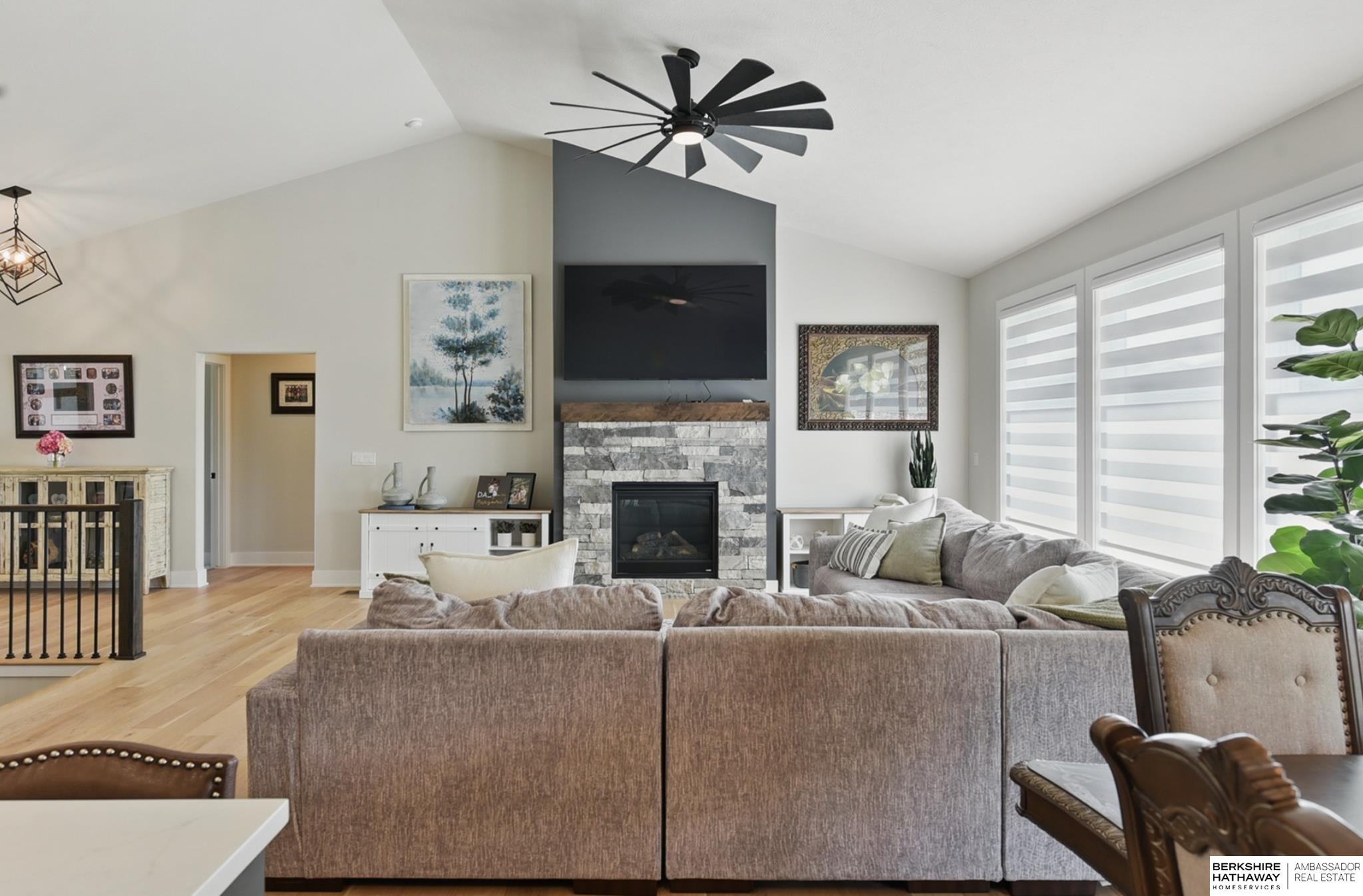 Elkhorn, Nebraska 68022, United States, 6 Bedrooms Bedrooms, ,3 BathroomsBathrooms,Residential,Active,135268