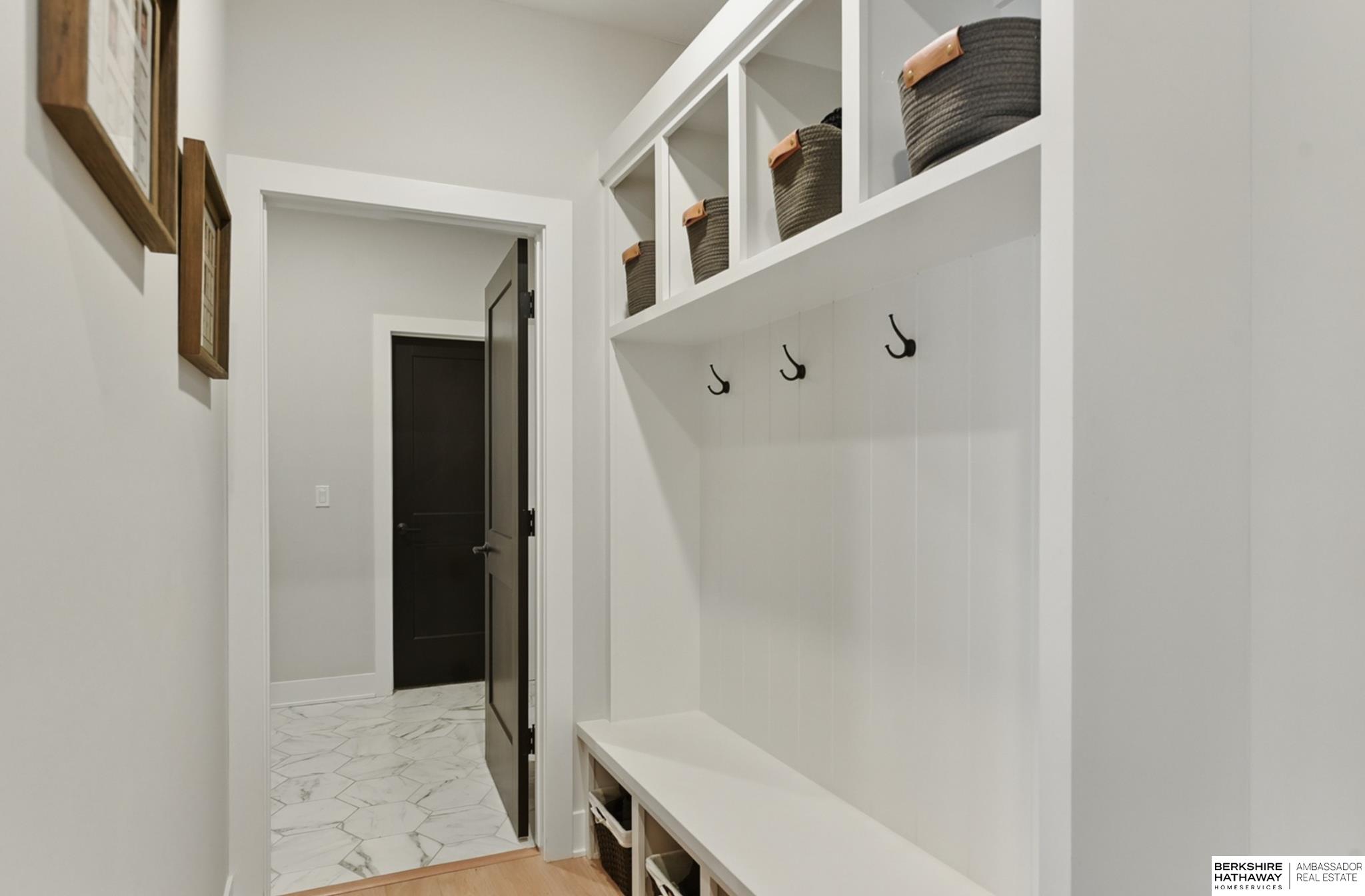 Elkhorn, Nebraska 68022, United States, 6 Bedrooms Bedrooms, ,3 BathroomsBathrooms,Residential,Active,135268