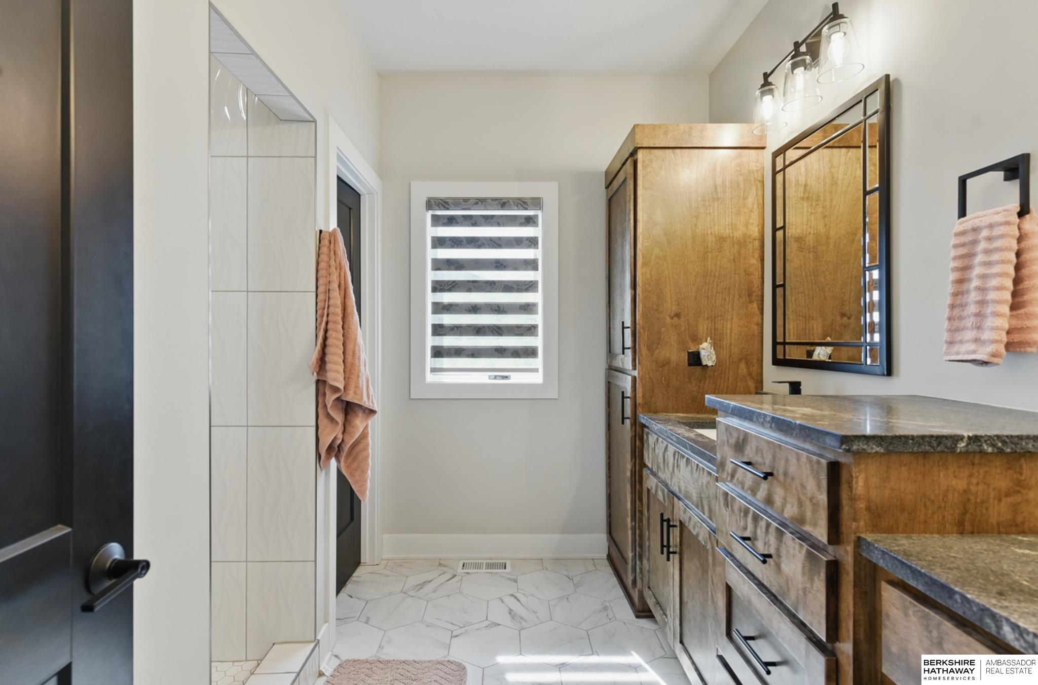 Elkhorn, Nebraska 68022, United States, 6 Bedrooms Bedrooms, ,3 BathroomsBathrooms,Residential,Active,135268