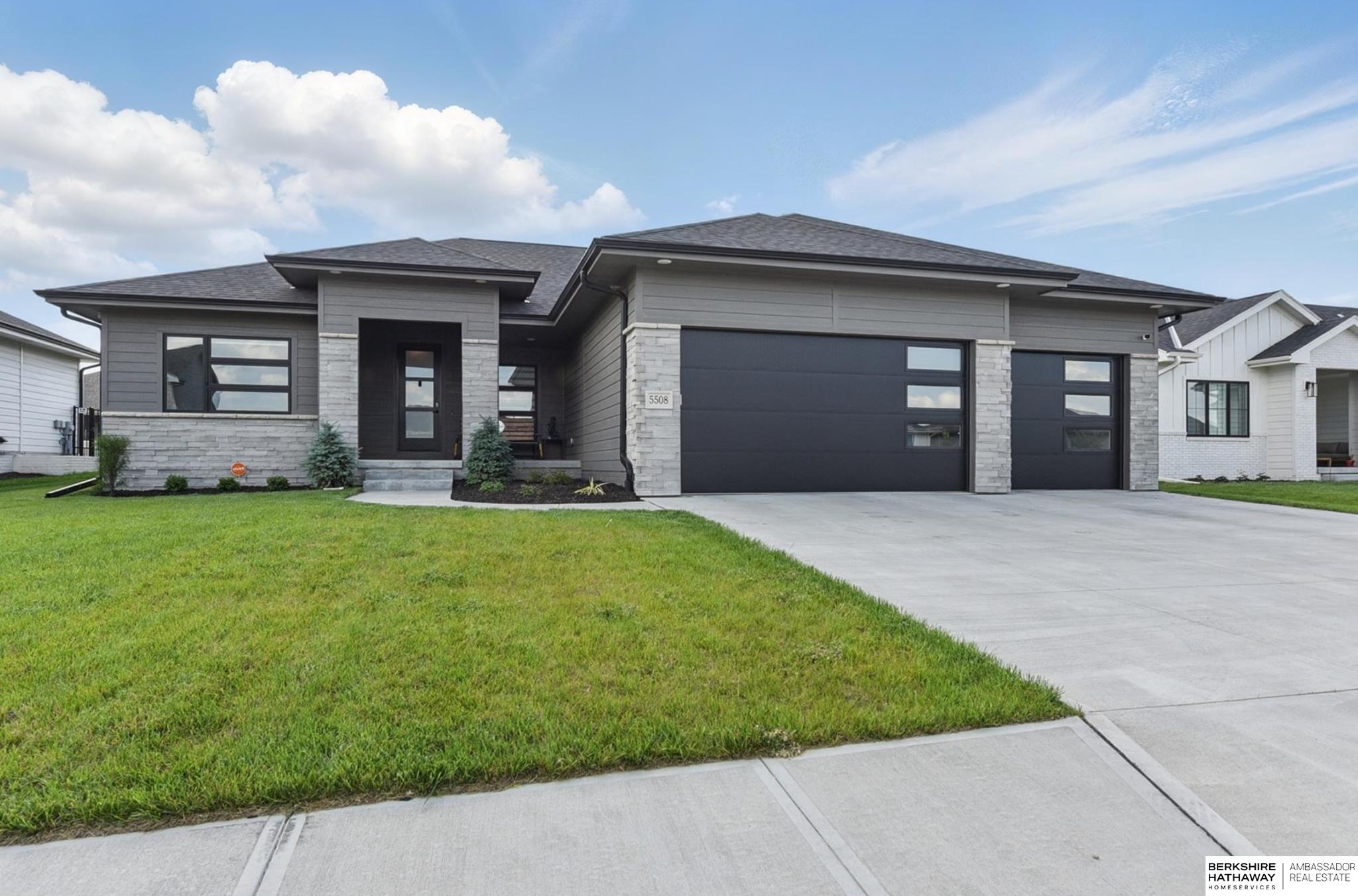 Elkhorn, Nebraska 68022, United States, 6 Bedrooms Bedrooms, ,3 BathroomsBathrooms,Residential,Active,135268