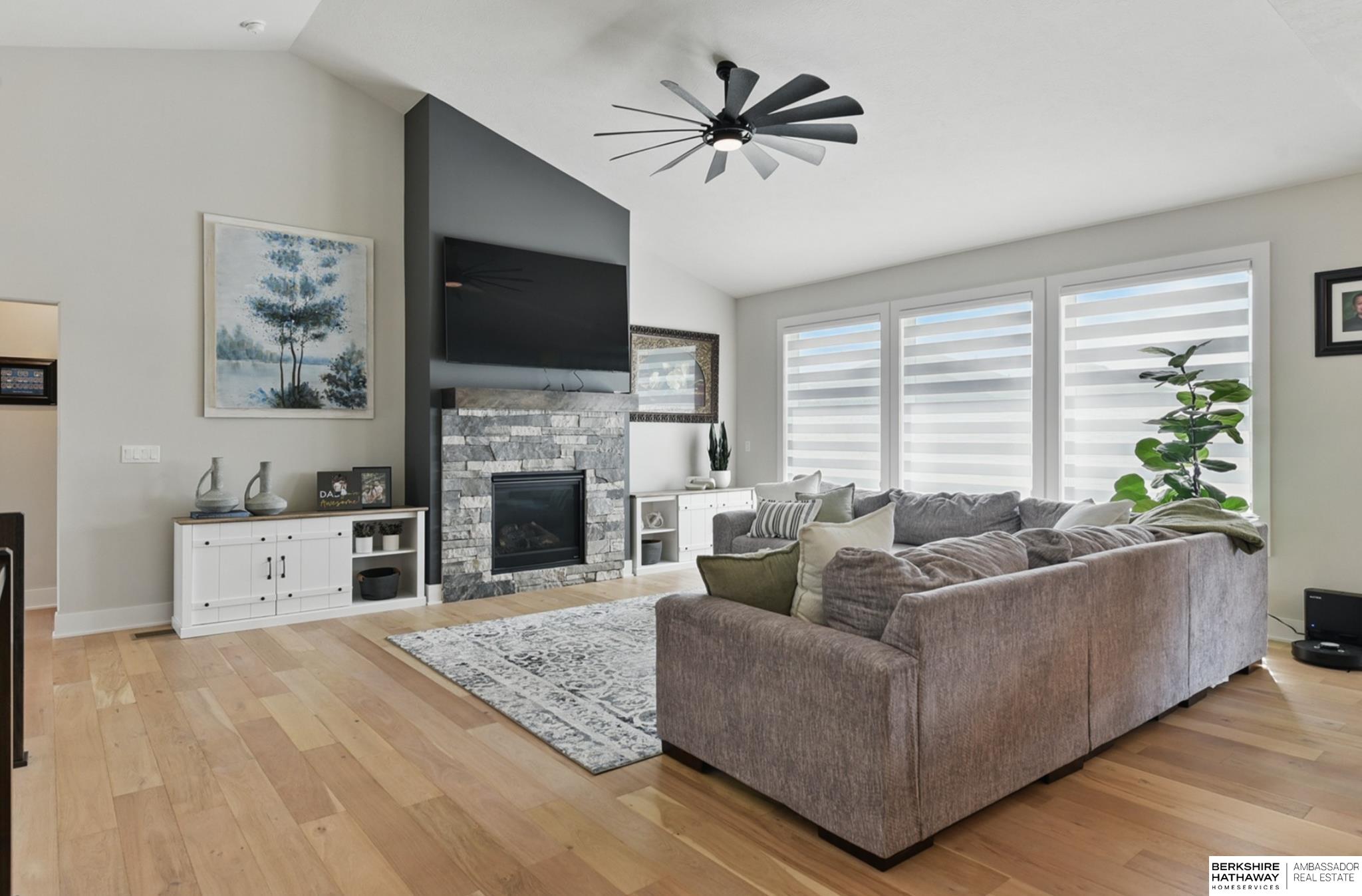 Elkhorn, Nebraska 68022, United States, 6 Bedrooms Bedrooms, ,3 BathroomsBathrooms,Residential,Active,135268