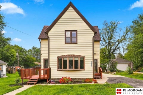 Photo of 204 E Main Street, Cedar Bluffs, NE 68015 (MLS # 22626115)