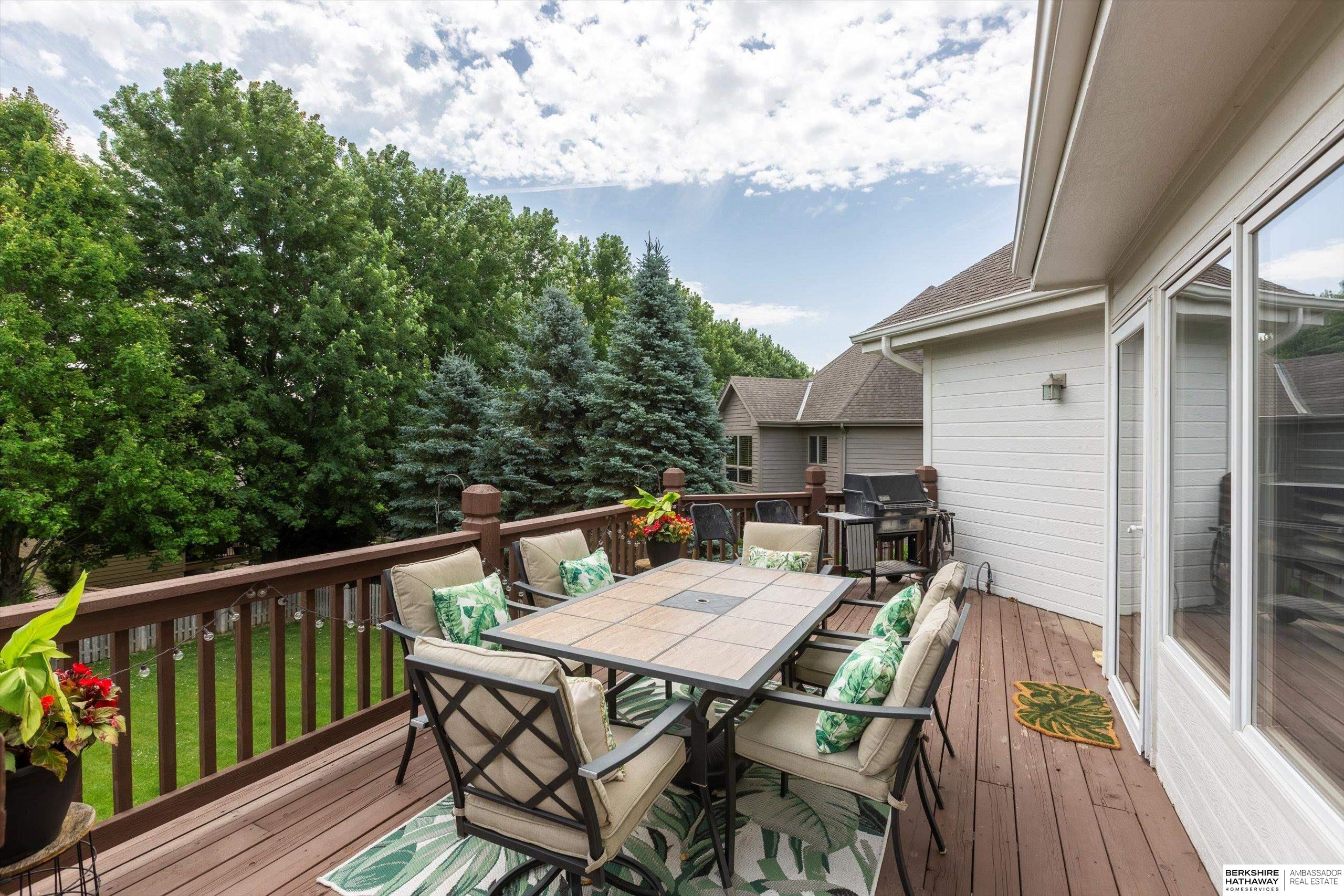 Omaha, Nebraska 68130, United States, 4 Bedrooms Bedrooms, ,4 BathroomsBathrooms,Residential,Active,196452