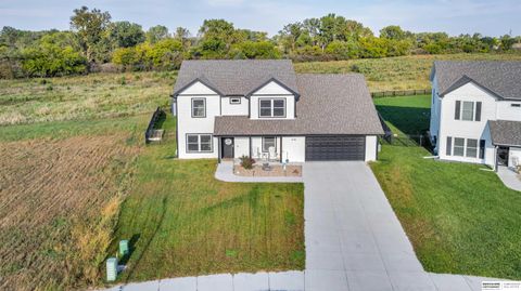 Photo of 1106 S Lakewood Street, Valley, NE 68064 (MLS # 22529557)