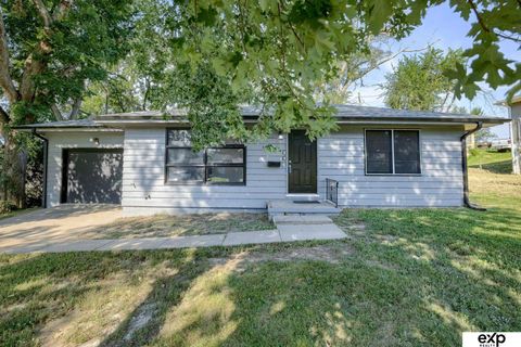 Photo of 4408 N 56 Street, Omaha, NE 68104 (MLS # 22524532)