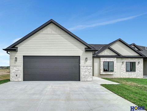 Photo of 7914 S 42nd Street, Lincoln, NE 68516 (MLS # 22601585)